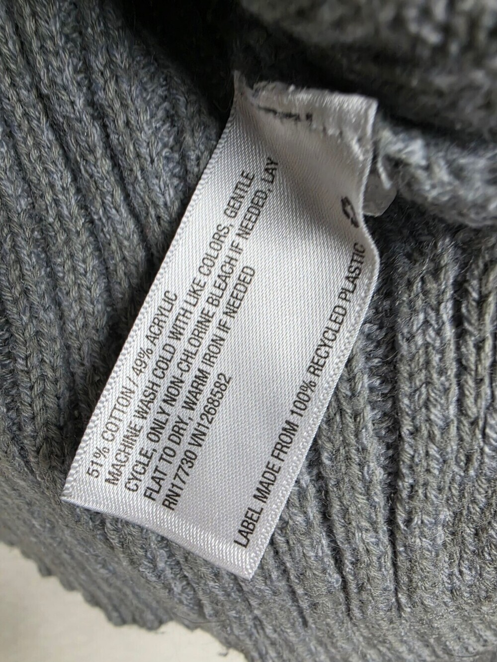 Wild Fable Gray Ribbed V-Neck Sweater Medium - Picture 4 of 4